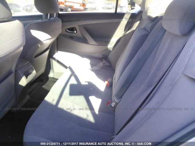 4T1BF3EK9BU770773 - 2011 TOYOTA CAMRY SE/LE/XLE SILVER photo 8