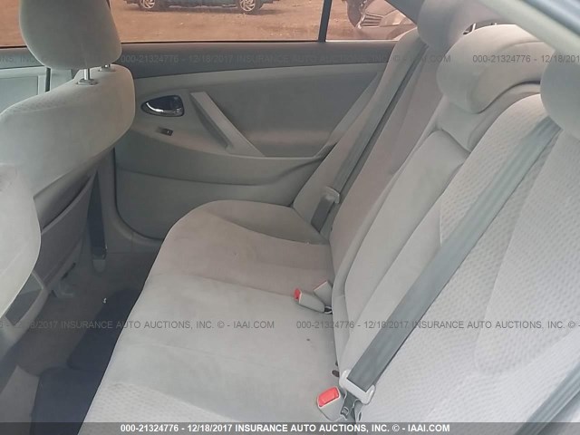 4T4BF3EK4BR125003 - 2011 TOYOTA CAMRY SE/LE/XLE GRAY photo 8