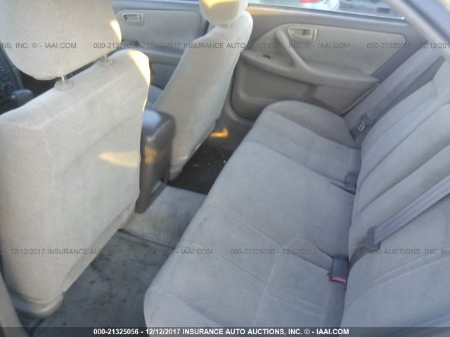 4T1BG22K81U810268 - 2001 TOYOTA CAMRY CE/LE/XLE ბეჟი ფოტო 8