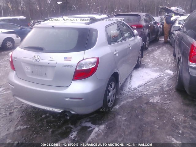 2T1KU40E39C054105 - 2009 TOYOTA COROLLA MATRIX  SILVER photo 4