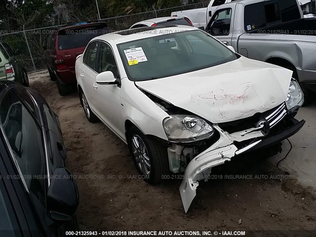 3VWEF71K27M067779 - 2007 VOLKSWAGEN JETTA WOLFSBURG 白色 照片 1
