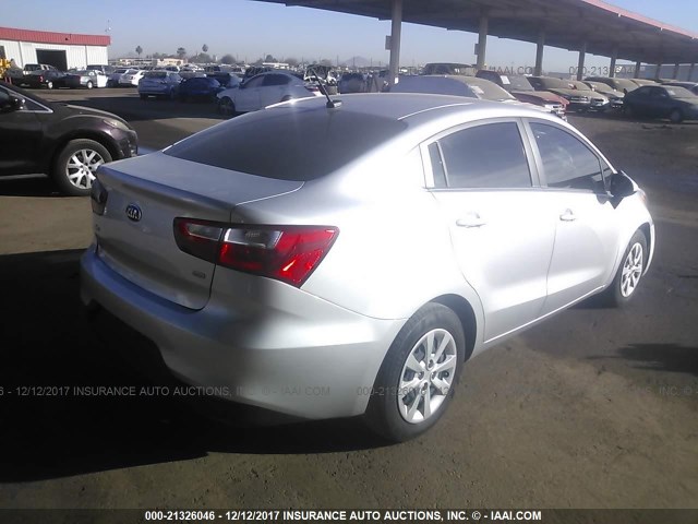 KNADM4A39H6036068 - 2017 KIA RIO LX Արծաթագույն լուսանկար 4
