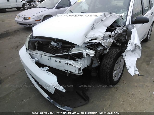 1FAFP34N07W245276 - 2007 FORD FOCUS ZX4/S/SE/SES WHITE photo 6