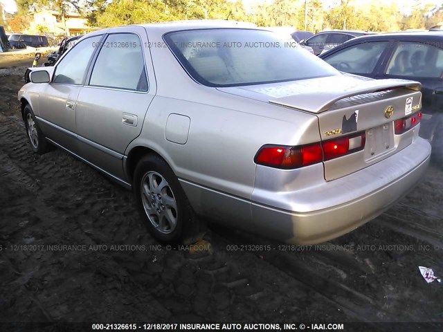 JT2BF28K8X0169002 - 1999 TOYOTA CAMRY LE/XLE Qəhvəyi foto 3