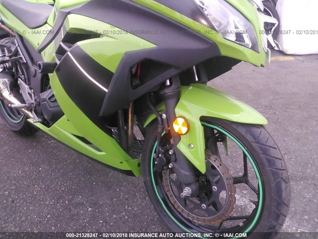 JKAEX8A12FDA20711 - 2015 KAWASAKI EX300 A GREEN photo 5