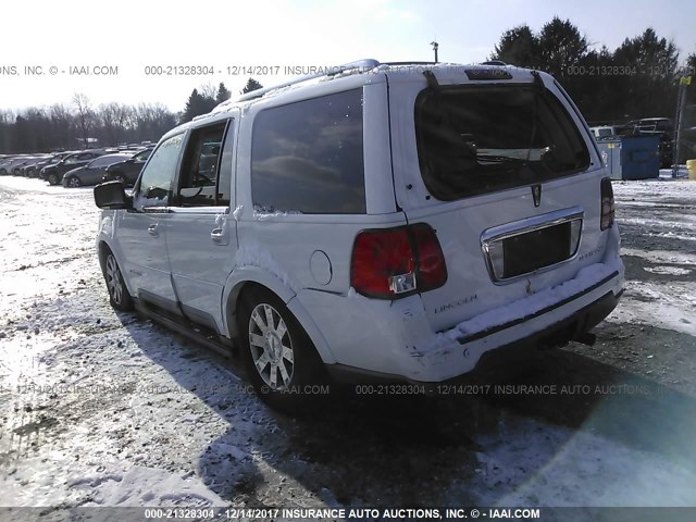 5LMFU28R73LJ15591 - 2003 LINCOLN NAVIGATOR WHITE photo 3