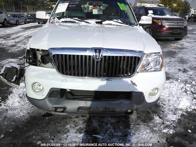 5LMFU28R73LJ15591 - 2003 LINCOLN NAVIGATOR WHITE photo 6