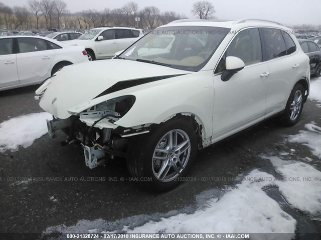 WP1AB2A26CLA40286 - 2012 PORSCHE CAYENNE S WHITE photo 2