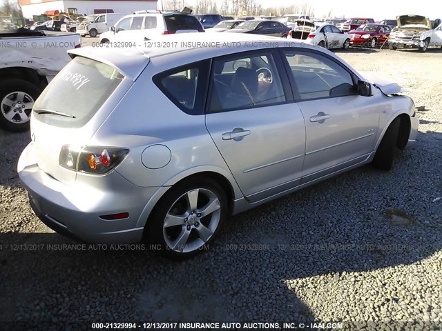 JM1BK343051239624 - 2005 MAZDA 3 HATCHBACK SILVER photo 4