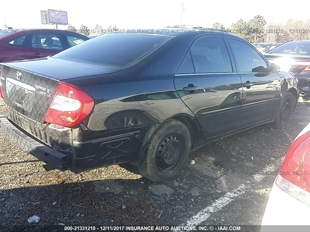 4T1BE32K04U273038 - 2004 TOYOTA CAMRY LE/XLE/SE შავი ფოტო 4