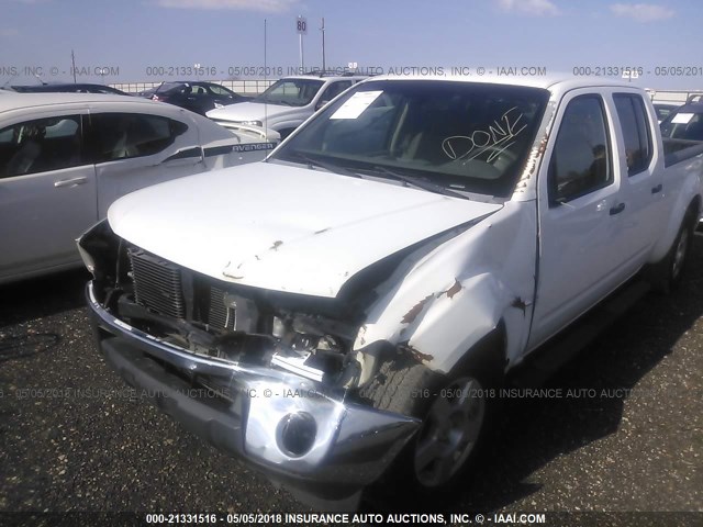 1N6AD09U98C426629 - 2008 NISSAN FRONTIER CREW CAB LE/SE/OFF ROAD WHITE photo 6