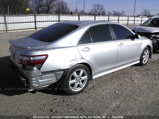 4T1BE46K09U368738 - 2009 TOYOTA CAMRY SE/LE/XLE 银色 照片 4