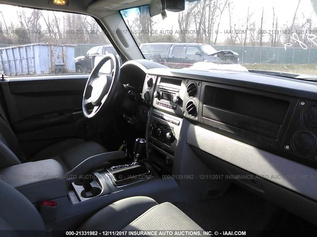 1J8HG48K97C511266 - 2007 JEEP COMMANDER 灰色 照片 5