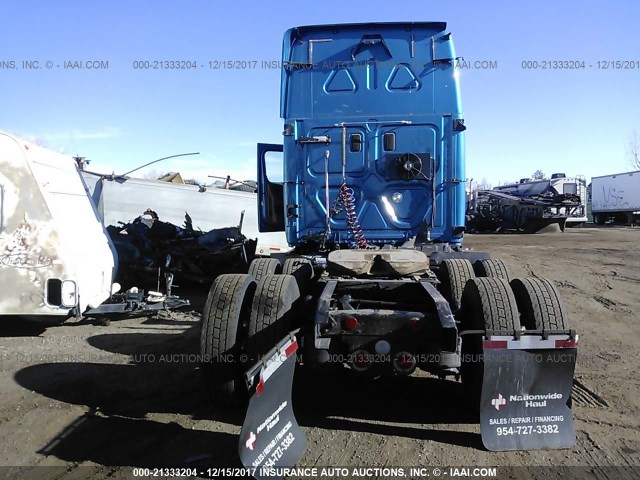 1FUJGLDR6CSBR8212 - 2012 FREIGHTLINER CASCADIA 125  BLUE photo 8