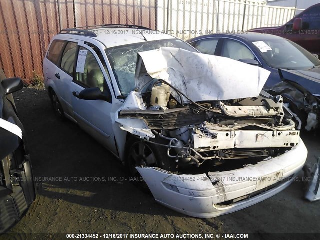 1FAFP36332W119904 - 2002 FORD FOCUS SE/SE COMFORT/ZTW/SE SPRT WHITE photo 1