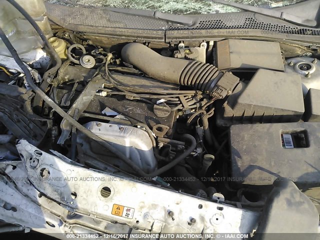 1FAFP36332W119904 - 2002 FORD FOCUS SE/SE COMFORT/ZTW/SE SPRT WHITE photo 10