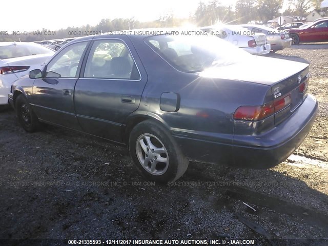 4T1BF22K7VU910421 - 1997 TOYOTA CAMRY CE/LE/XLE BLUE photo 3