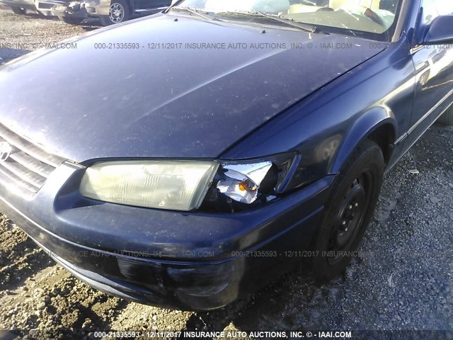 4T1BF22K7VU910421 - 1997 TOYOTA CAMRY CE/LE/XLE 蓝色 照片 6