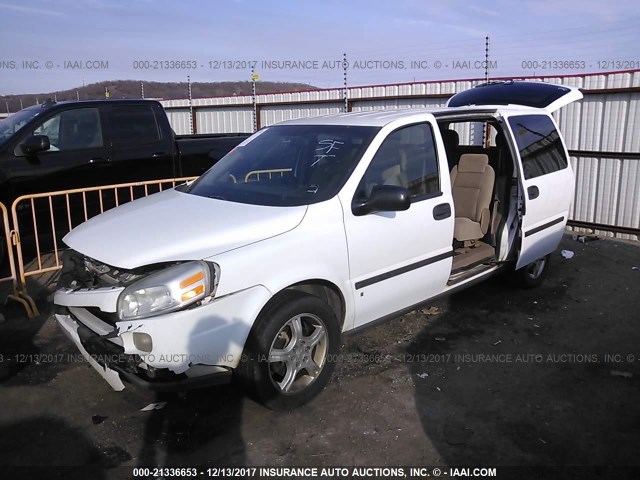 1GNDV23188D199992 - 2008 CHEVROLET UPLANDER LS WHITE photo 2