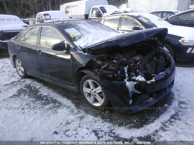 4T1BF1FK6CU045216 - 2012 TOYOTA CAMRY SE/LE/XLE BLACK photo 1