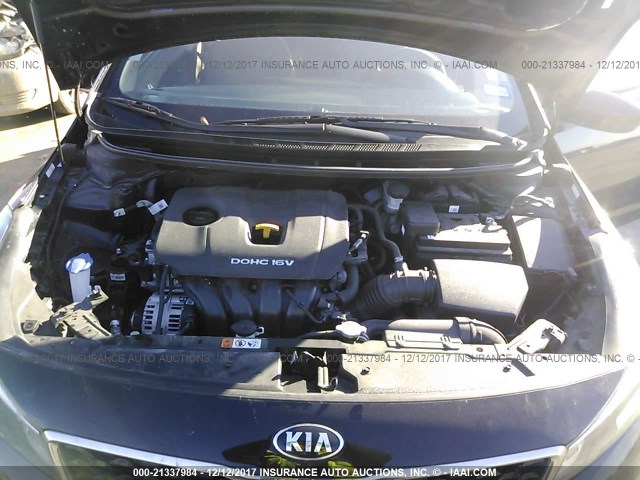 3KPFK4A74HE065590 - 2017 KIA FORTE LX BLACK photo 10