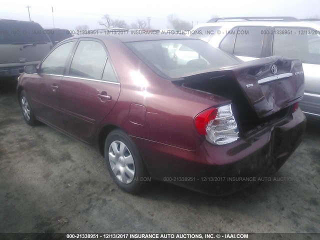 4T1BE32K14U334929 - 2004 TOYOTA CAMRY LE/XLE/SE მუქწითელი ფოტო 3