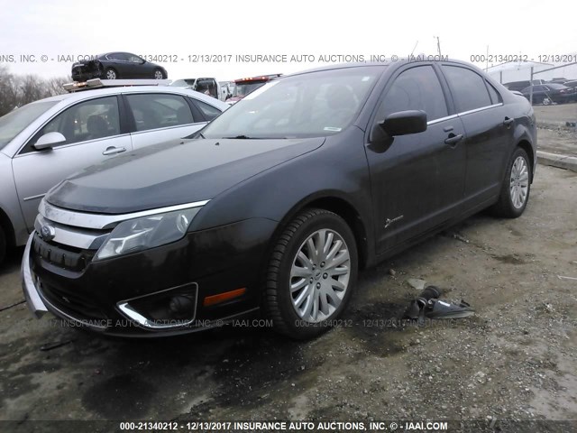 3FADP0L33AR127237 - 2010 FORD FUSION HYBRID BLACK photo 2