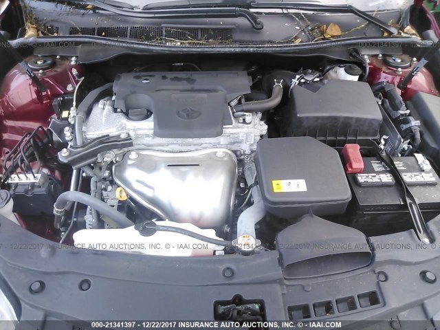 4T1BF1FK0HU656527 - 2017 TOYOTA CAMRY LE/XLE/SE/XSE Rot Foto 10