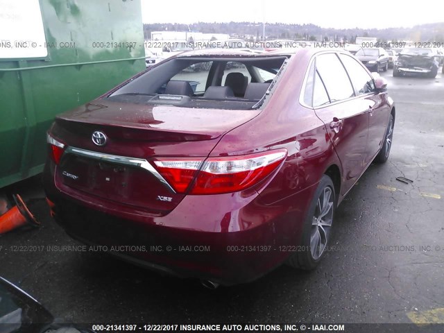 4T1BF1FK0HU656527 - 2017 TOYOTA CAMRY LE/XLE/SE/XSE RED photo 4