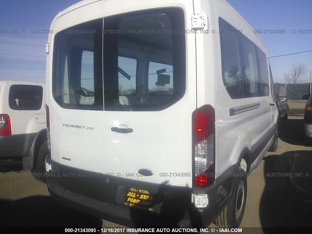 1FTYR2CG6GKB47371 - 2016 FORD TRANSIT T-250 WHITE photo 4