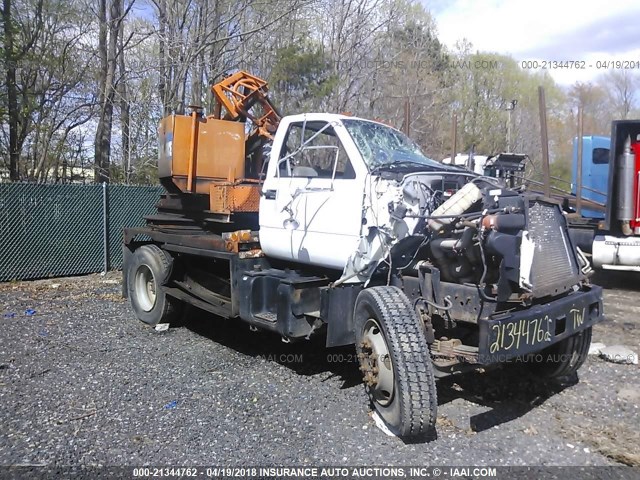 1GDM7H1J2WJ504003 - 1998 CHEVROLET C7500 C7H042 WHITE photo 1