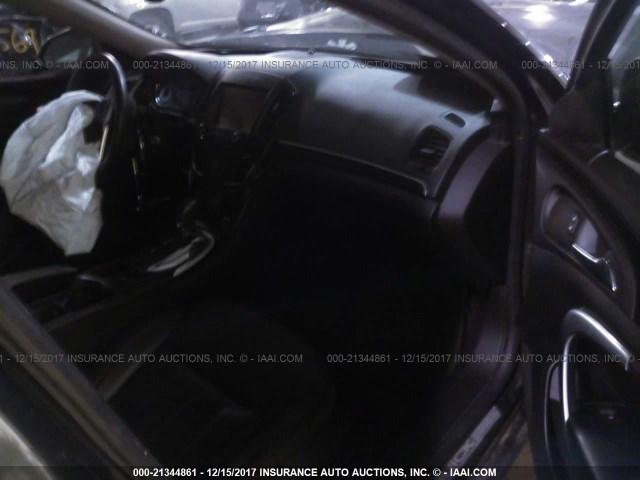 2G4GK5EX2F9285905 - 2015 BUICK REGAL GRAY photo 5