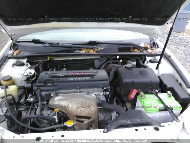 4T1BE30K62U591018 - 2002 TOYOTA CAMRY LE/XLE/SE თეთრი ფოტო 10