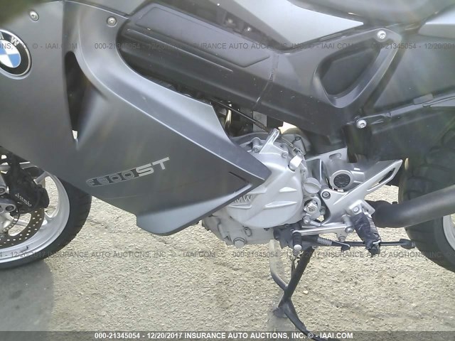 WB10244057ZR10712 - 2007 BMW F800 ST GRAY photo 9