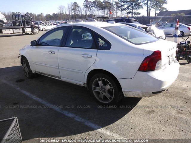 YV1382MS5A2514021 - 2010 VOLVO S40 2.4I WHITE photo 3