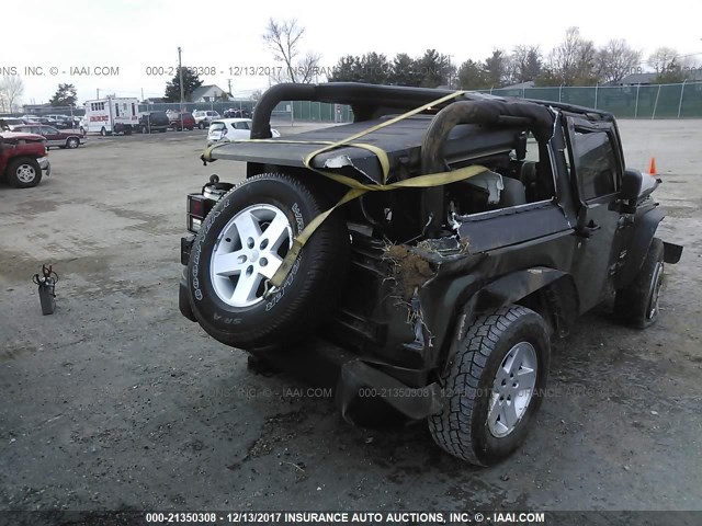 1J4FA54157L133976 - 2007 JEEP WRANGLER SAHARA GREEN photo 6