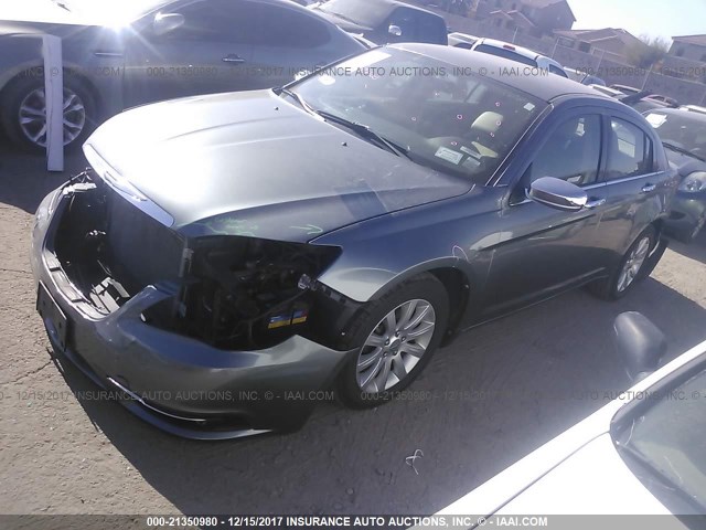 1C3CCBCG1DN615209 - 2013 CHRYSLER 200 LIMITED GRAY photo 2