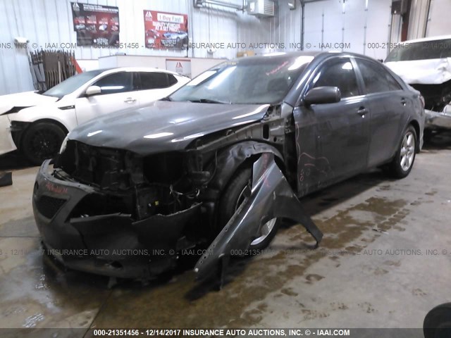 4T1BE46K77U587659 - 2007 TOYOTA CAMRY NEW GENERAT CE/LE/XLE/SE GRAY photo 2