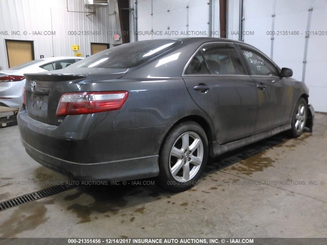 4T1BE46K77U587659 - 2007 TOYOTA CAMRY NEW GENERAT CE/LE/XLE/SE GRAY photo 4