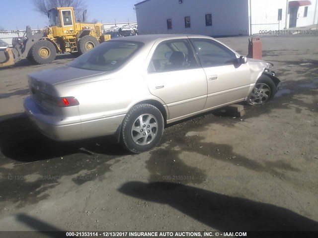 JT2BF28K3X0222852 - 1999 TOYOTA CAMRY LE/XLE TAN photo 4