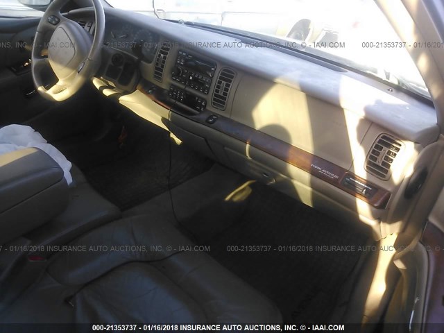 1G4CW52K4Y4182521 - 2000 BUICK PARK AVENUE  GRAY photo 5