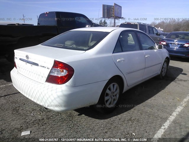 4T1BE30K44U278861 - 2004 TOYOTA CAMRY LE/XLE/SE WHITE photo 4