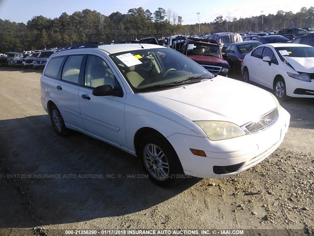 1FAFP36N85W126448 - 2005 FORD FOCUS ZXW WHITE photo 1