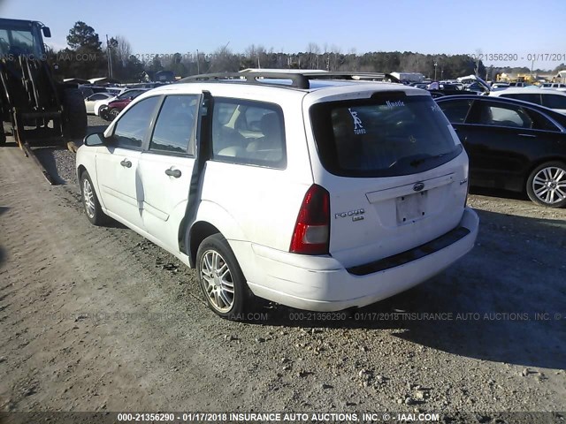 1FAFP36N85W126448 - 2005 FORD FOCUS ZXW WHITE photo 3