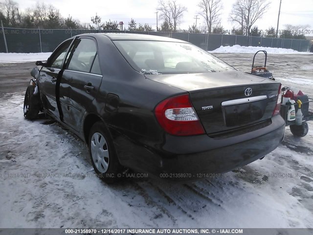 4T1BE32K22U553573 - 2002 TOYOTA CAMRY LE/XLE/SE Қара фото 3