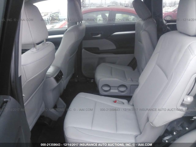 5TDJKRFHXGS250045 - 2016 TOYOTA HIGHLANDER XLE ნაცრისფერი ფოტო 8