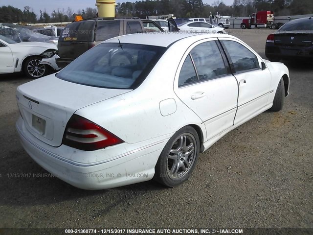 WDBRF52H16F787695 - 2006 MERCEDES-BENZ C GENERATION 2006 230 WHITE photo 4