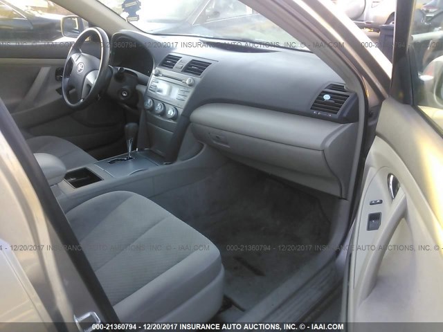 4T1BE46K57U159413 - 2007 TOYOTA CAMRY NEW GENERAT CE/LE/XLE/SE GOLD photo 5