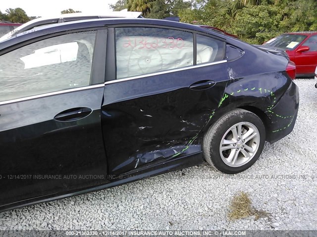 1G1BD5SM4G7257652 - 2016 CHEVROLET CRUZE LT Dark Blue photo 6