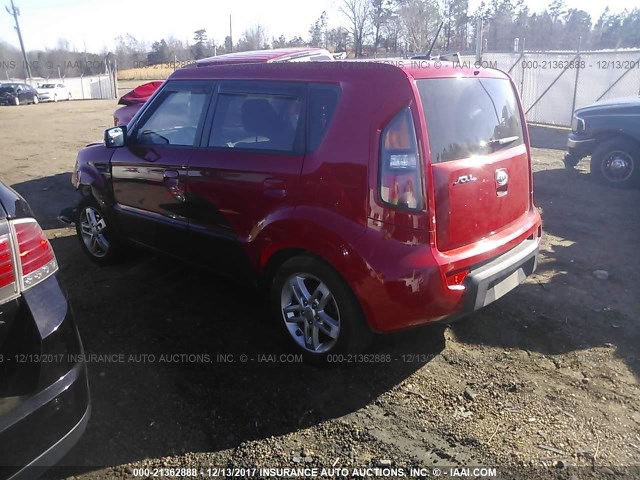 KNDJT2A20A7166793 - 2010 KIA SOUL +/!/SPORT RED photo 3